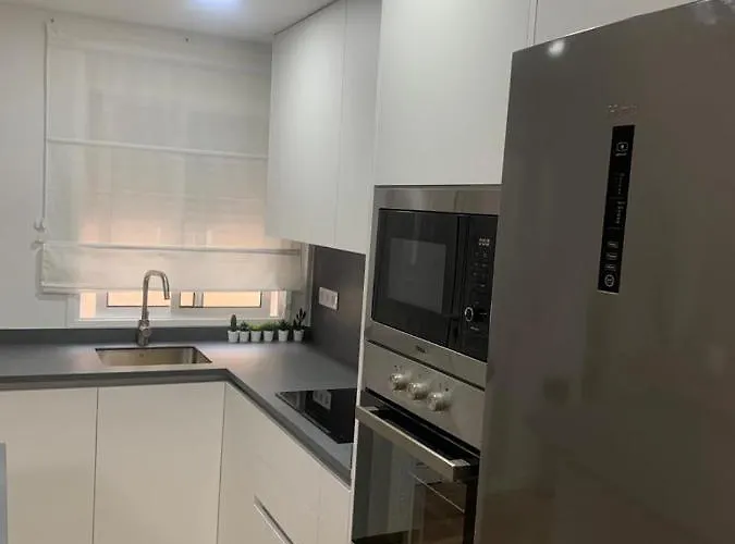 Fantastico Piso Con Piscina Y Balcon En شقة *