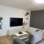 Apartamento Fantástico Piso Con Piscina Y Balcón En