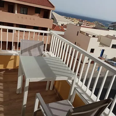 Apartment Fantastico Piso Con Piscina Y Balcon En *