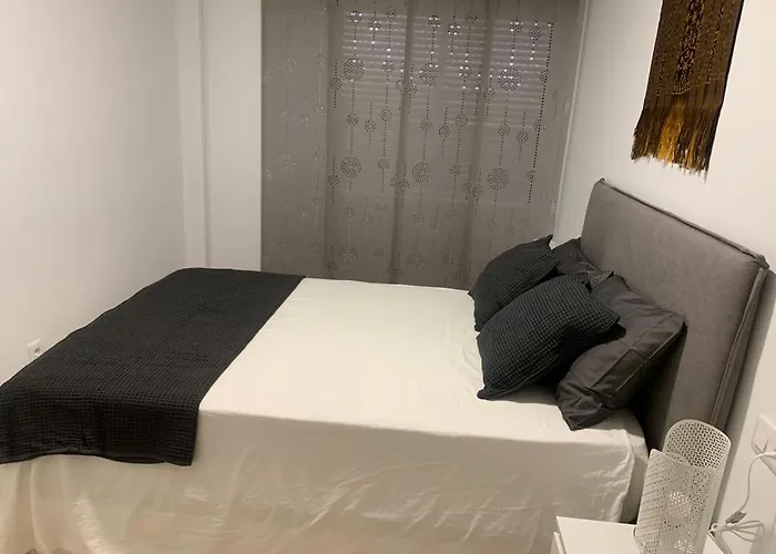 Fantastico Piso Con Piscina Y Balcon En Lägenhet