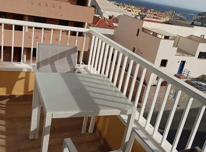 Apartment Fantastico Piso Con Piscina Y Balcon En *