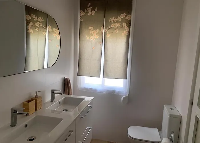 Fantastico Piso Con Piscina Y Balcon En *