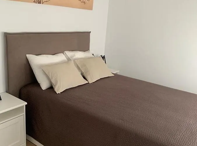 Fantastico Piso Con Piscina Y Balcon En אל מדאנו